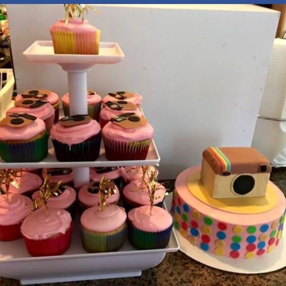 Meet your Posher, Jennifer - Picture 1 of 1